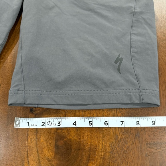 Specialized Andorra Comp Shorts Size Medium - Picture 7 of 7